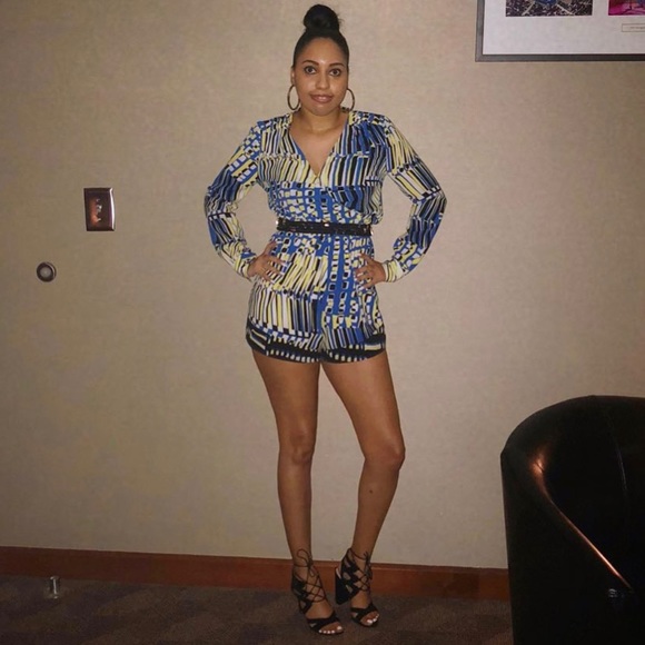 Bebe long sleeve romper - Picture 2 of 2